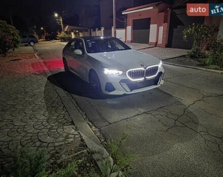 Белый БМВ i5, объемом двигателя 0 л и пробегом 3 тыс. км за 49999 $, фото 62 на Automoto.ua
