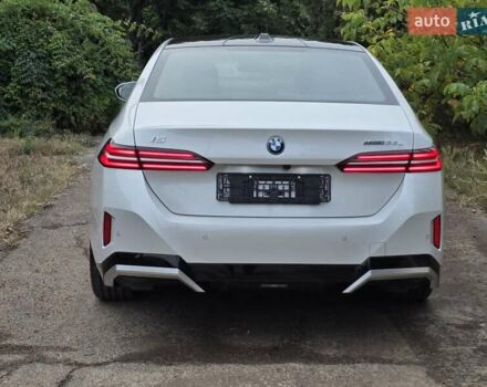 Белый БМВ i5, объемом двигателя 0 л и пробегом 3 тыс. км за 49999 $, фото 12 на Automoto.ua