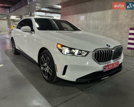 Белый БМВ i5, объемом двигателя 0 л и пробегом 7 тыс. км за 57000 $, фото 3 на Automoto.ua