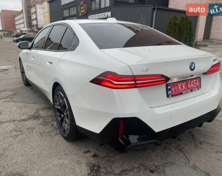 Белый БМВ i5, объемом двигателя 0 л и пробегом 20 тыс. км за 59000 $, фото 5 на Automoto.ua