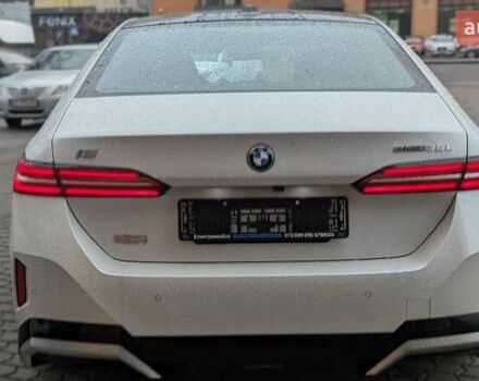 Белый БМВ i5, объемом двигателя 0 л и пробегом 11 тыс. км за 43999 $, фото 14 на Automoto.ua
