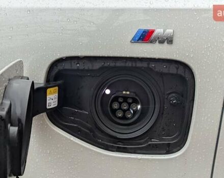 Белый БМВ i5, объемом двигателя 0 л и пробегом 11 тыс. км за 43999 $, фото 17 на Automoto.ua