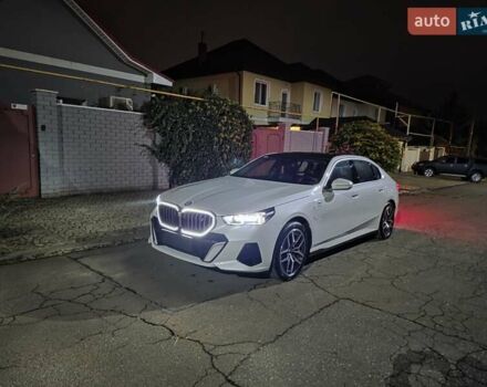 Белый БМВ i5, объемом двигателя 0 л и пробегом 3 тыс. км за 49999 $, фото 2 на Automoto.ua
