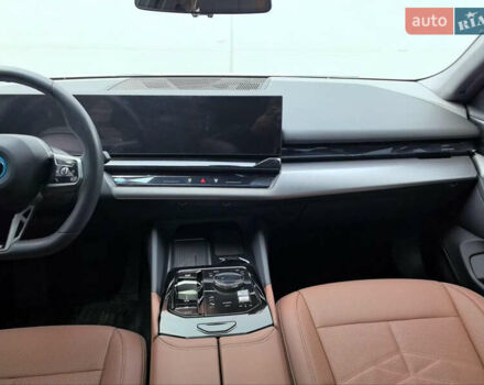 Белый БМВ i5, объемом двигателя 0 л и пробегом 7 тыс. км за 42000 $, фото 4 на Automoto.ua