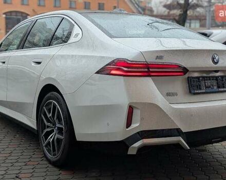 Белый БМВ i5, объемом двигателя 0 л и пробегом 11 тыс. км за 43999 $, фото 15 на Automoto.ua