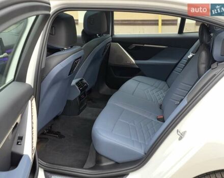 Белый БМВ i5, объемом двигателя 0 л и пробегом 3 тыс. км за 49999 $, фото 33 на Automoto.ua