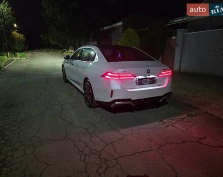 Белый БМВ i5, объемом двигателя 0 л и пробегом 3 тыс. км за 49999 $, фото 64 на Automoto.ua