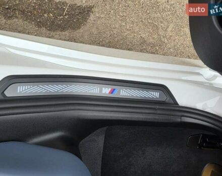 Белый БМВ i5, объемом двигателя 0 л и пробегом 3 тыс. км за 49999 $, фото 38 на Automoto.ua