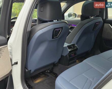 Белый БМВ i5, объемом двигателя 0 л и пробегом 3 тыс. км за 49999 $, фото 35 на Automoto.ua