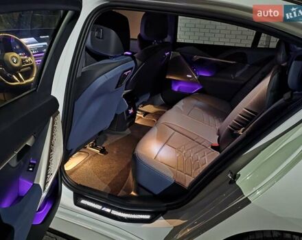Белый БМВ i5, объемом двигателя 0 л и пробегом 3 тыс. км за 49999 $, фото 69 на Automoto.ua