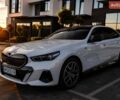 Белый БМВ i5, объемом двигателя 0 л и пробегом 19 тыс. км за 49800 $, фото 1 на Automoto.ua