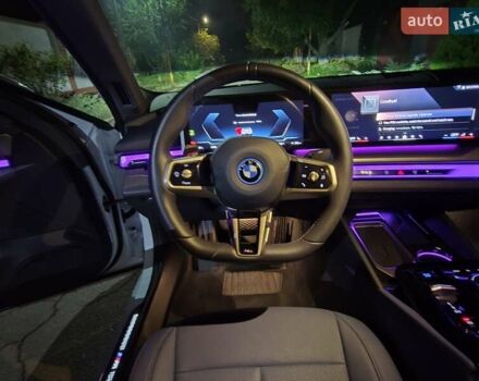 Белый БМВ i5, объемом двигателя 0 л и пробегом 3 тыс. км за 49999 $, фото 71 на Automoto.ua