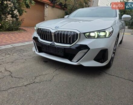 Белый БМВ i5, объемом двигателя 0 л и пробегом 3 тыс. км за 49999 $, фото 21 на Automoto.ua