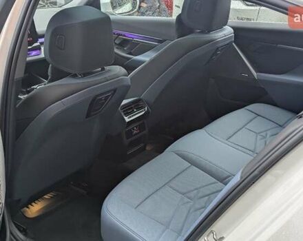 Белый БМВ i5, объемом двигателя 0 л и пробегом 11 тыс. км за 43999 $, фото 21 на Automoto.ua