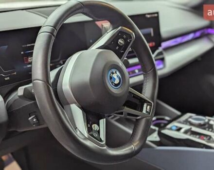 Белый БМВ i5, объемом двигателя 0 л и пробегом 11 тыс. км за 43999 $, фото 28 на Automoto.ua