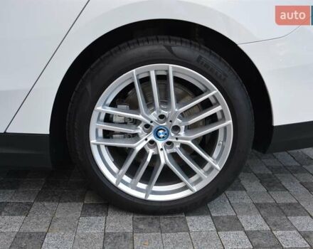 Білий БМВ i5, об'ємом двигуна 0 л та пробігом 6 тис. км за 59000 $, фото 9 на Automoto.ua