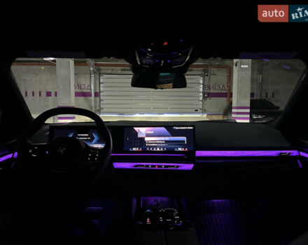 Белый БМВ i5, объемом двигателя 0 л и пробегом 7 тыс. км за 57000 $, фото 17 на Automoto.ua