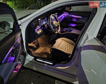 Белый БМВ i5, объемом двигателя 0 л и пробегом 3 тыс. км за 49999 $, фото 68 на Automoto.ua