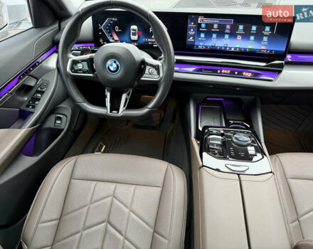 Белый БМВ i5, объемом двигателя 0 л и пробегом 12 тыс. км за 43999 $, фото 34 на Automoto.ua