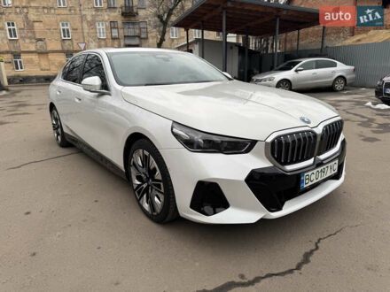 Білий БМВ i5, об'ємом двигуна 0 л та пробігом 10 тис. км за 57000 $, фото 1 на Automoto.ua