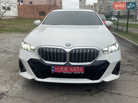 Белый БМВ i5, объемом двигателя 0 л и пробегом 20 тыс. км за 59000 $, фото 1 на Automoto.ua