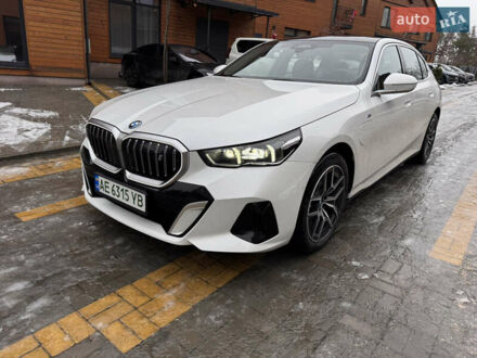 Белый БМВ i5, объемом двигателя 0 л и пробегом 15 тыс. км за 42900 $, фото 1 на Automoto.ua