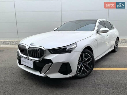 Белый БМВ i5, объемом двигателя 0 л и пробегом 7 тыс. км за 42000 $, фото 1 на Automoto.ua