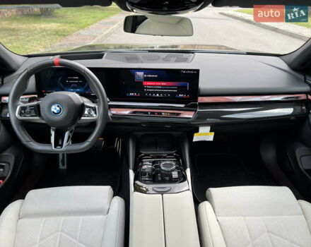 Черный БМВ i5, объемом двигателя 0 л и пробегом 1 тыс. км за 74000 $, фото 22 на Automoto.ua