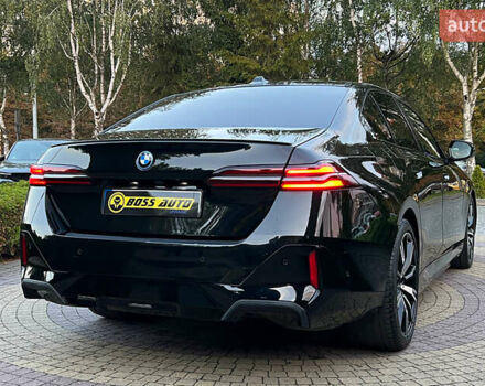 Черный БМВ i5, объемом двигателя 0 л и пробегом 32 тыс. км за 57000 $, фото 6 на Automoto.ua