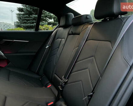 Черный БМВ i5, объемом двигателя 0 л и пробегом 32 тыс. км за 57000 $, фото 30 на Automoto.ua