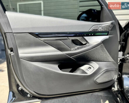 Чорний БМВ i5, об'ємом двигуна 0 л та пробігом 10 тис. км за 61900 $, фото 39 на Automoto.ua