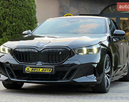 Черный БМВ i5, объемом двигателя 0 л и пробегом 32 тыс. км за 57000 $, фото 2 на Automoto.ua