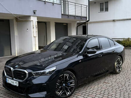 Черный БМВ i5, объемом двигателя 0 л и пробегом 8 тыс. км за 77000 $, фото 1 на Automoto.ua