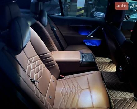 Красный БМВ i5, объемом двигателя 0 л и пробегом 12 тыс. км за 47500 $, фото 4 на Automoto.ua