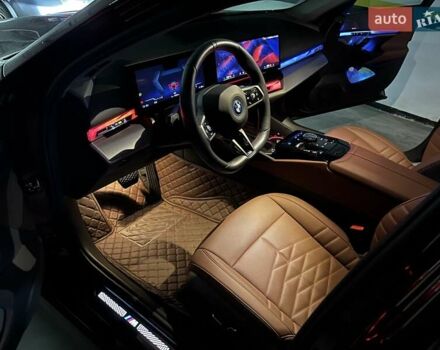 Красный БМВ i5, объемом двигателя 0 л и пробегом 12 тыс. км за 47500 $, фото 5 на Automoto.ua