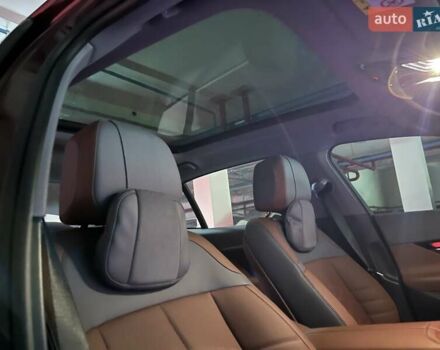 Красный БМВ i5, объемом двигателя 0 л и пробегом 12 тыс. км за 47500 $, фото 8 на Automoto.ua