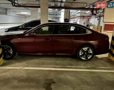 Красный БМВ i5, объемом двигателя 0 л и пробегом 12 тыс. км за 47500 $, фото 3 на Automoto.ua