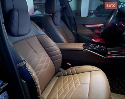 Красный БМВ i5, объемом двигателя 0 л и пробегом 12 тыс. км за 47500 $, фото 6 на Automoto.ua