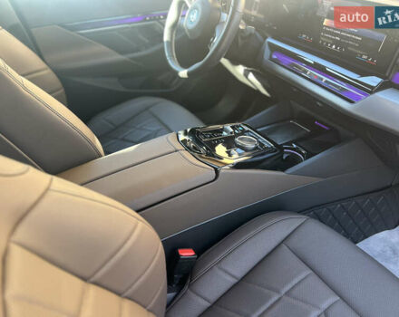 БМВ i5, объемом двигателя 0 л и пробегом 5 тыс. км за 61000 $, фото 12 на Automoto.ua