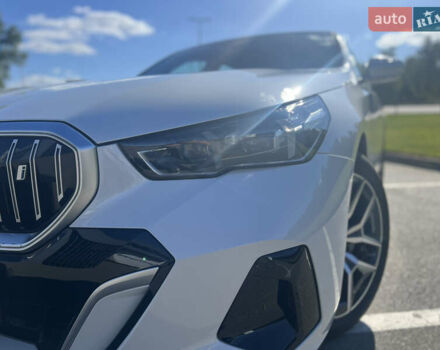 БМВ i5, объемом двигателя 0 л и пробегом 5 тыс. км за 61000 $, фото 7 на Automoto.ua