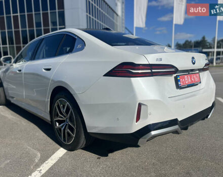 БМВ i5, объемом двигателя 0 л и пробегом 5 тыс. км за 61000 $, фото 6 на Automoto.ua