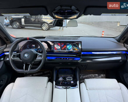 Сірий БМВ i5, об'ємом двигуна 0 л та пробігом 29 тис. км за 65000 $, фото 69 на Automoto.ua
