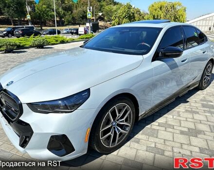 Серый БМВ i5, объемом двигателя 0 л и пробегом 6 тыс. км за 85000 $, фото 1 на Automoto.ua