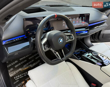 Сірий БМВ i5, об'ємом двигуна 0 л та пробігом 29 тис. км за 65000 $, фото 45 на Automoto.ua