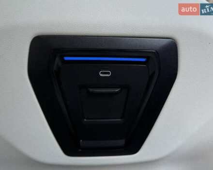 Сірий БМВ i5, об'ємом двигуна 0 л та пробігом 29 тис. км за 65000 $, фото 67 на Automoto.ua