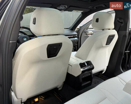 Сірий БМВ i5, об'ємом двигуна 0 л та пробігом 29 тис. км за 65000 $, фото 53 на Automoto.ua