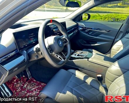 Серый БМВ i5, объемом двигателя 0 л и пробегом 6 тыс. км за 85000 $, фото 11 на Automoto.ua