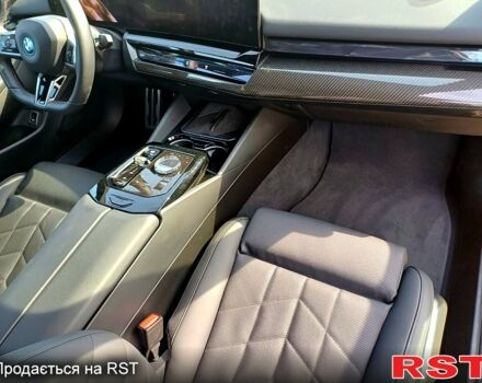 Сірий БМВ i5, об'ємом двигуна 0.44 л та пробігом 29 тис. км за 80000 $, фото 3 на Automoto.ua