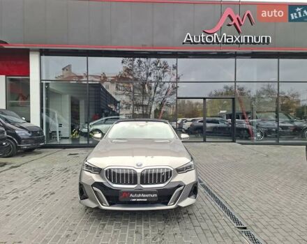 Серый БМВ i5, объемом двигателя 0 л и пробегом 5 тыс. км за 54900 $, фото 1 на Automoto.ua
