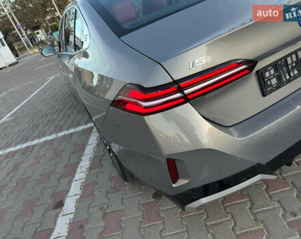 Сірий БМВ i5, об'ємом двигуна 0 л та пробігом 16 тис. км за 48500 $, фото 26 на Automoto.ua